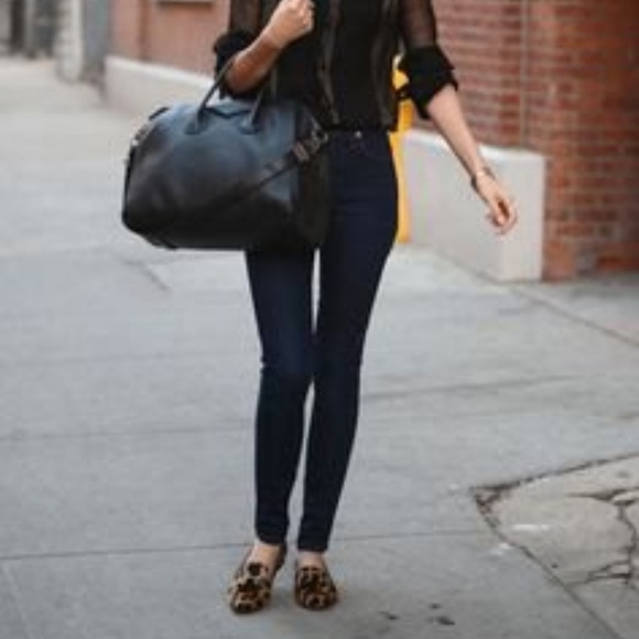 ** LAST 1 LEFT ** Leopard print slip on flats - Picture 4 of 8